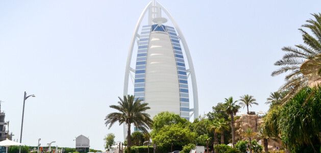 Dubai Umm Suqeim Area Guide 2023